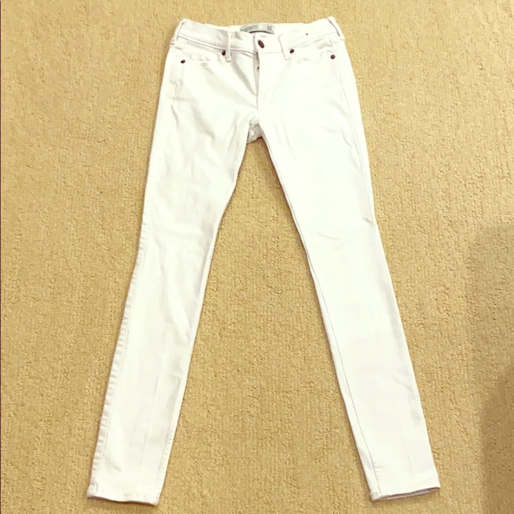 Abercrombie Super Skinny White Jeans size 00s